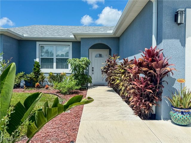 109 Fire Island Avenue NE, Lake Placid, FL 33852