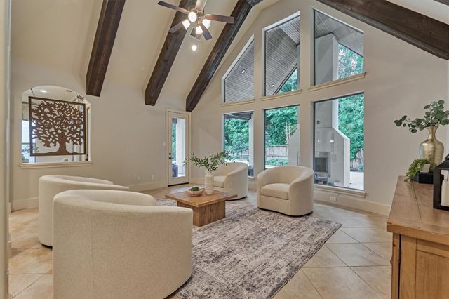 115 Windfair Loop, Montgomery, TX 77316