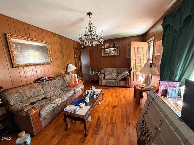 2010 Biltmore Drive, Fayetteville, NC 28304