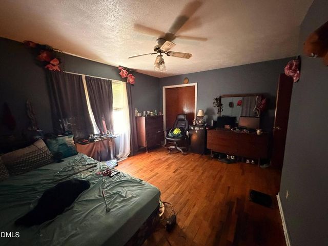 2010 Biltmore Drive, Fayetteville, NC 28304
