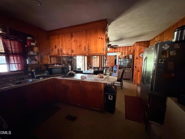 2010 Biltmore Drive, Fayetteville, NC 28304