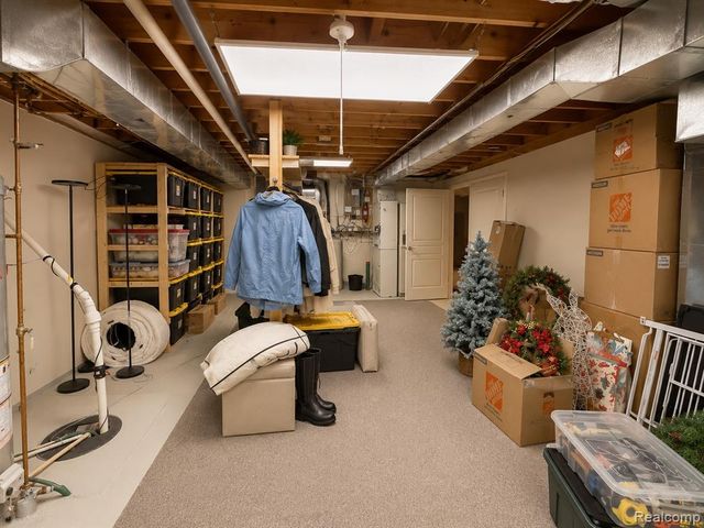 24750 Franklin Farms Drive, Franklin, MI 48025