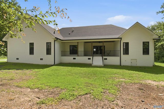 116 Bowery Lane, Albertville, AL 35950