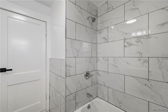 207 Davidson Avenue, Buffalo, NY 14215