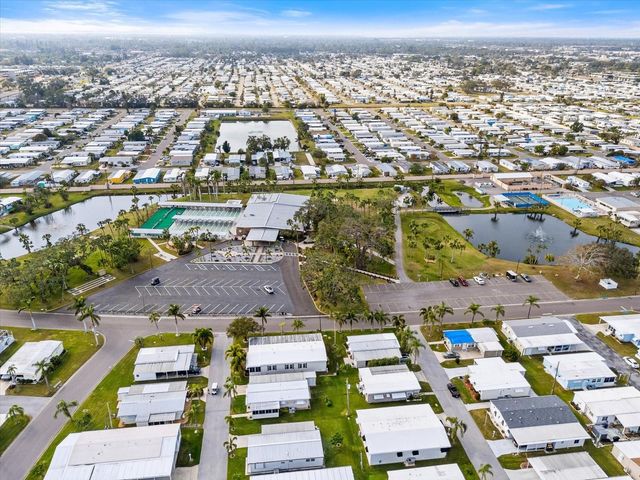 5205 5TH STREET E, Bradenton, FL 34203