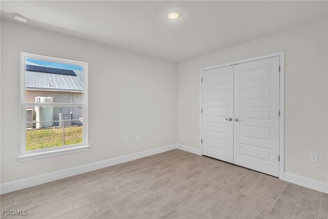 3922 NW 40th TER, Cape Coral, FL 33993