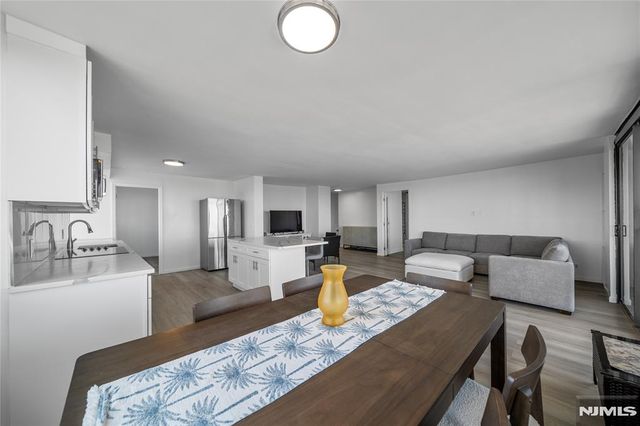 770 Anderson Avenue 23M, Cliffside Park, NJ 07010