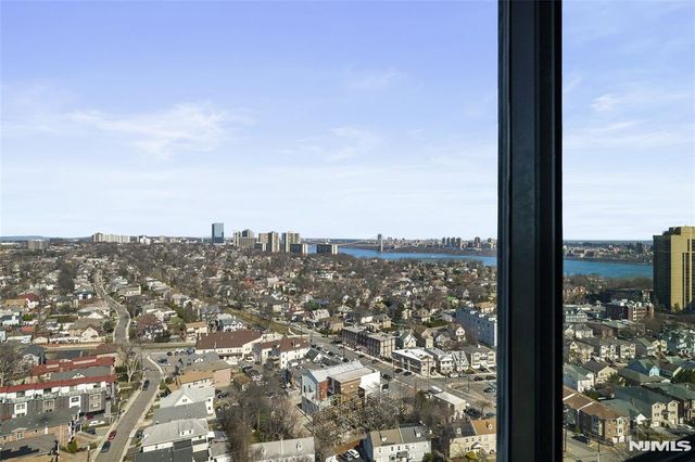 770 Anderson Avenue 23M, Cliffside Park, NJ 07010