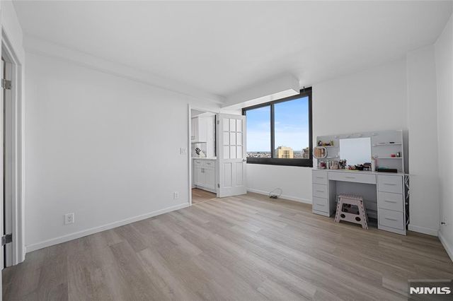 770 Anderson Avenue 23M, Cliffside Park, NJ 07010