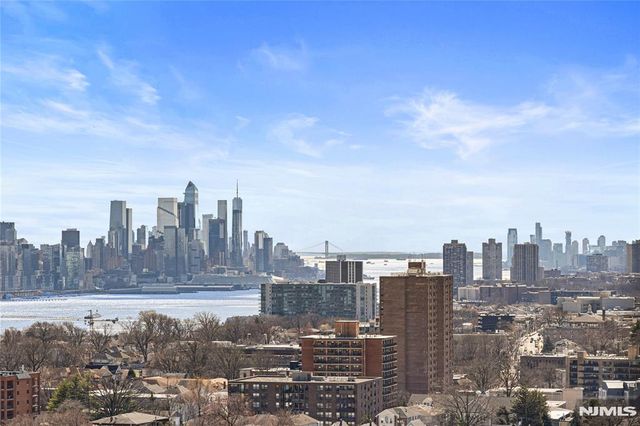 770 Anderson Avenue 23M, Cliffside Park, NJ 07010