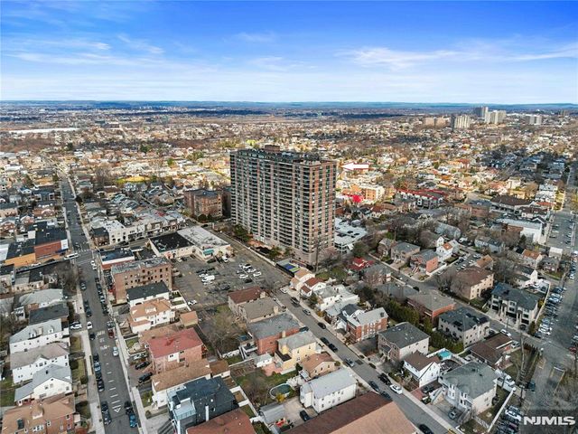 770 Anderson Avenue 23M, Cliffside Park, NJ 07010