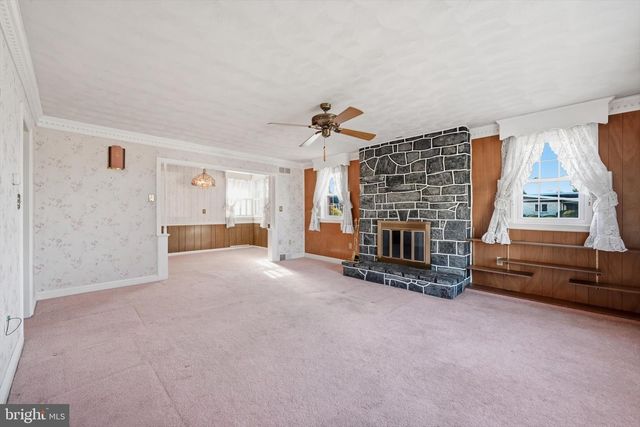 535 S 6TH ST, Denver, PA 17517