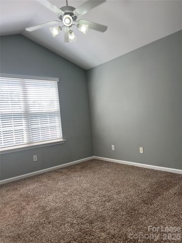 8378 Chaceview Court, Charlotte, NC 28269