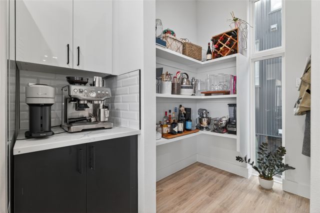 2102 N Prairie Avenue 105, Dallas, TX 75204