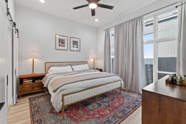 2102 N Prairie Avenue 105, Dallas, TX 75204