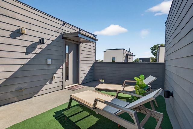 2102 N Prairie Avenue 105, Dallas, TX 75204