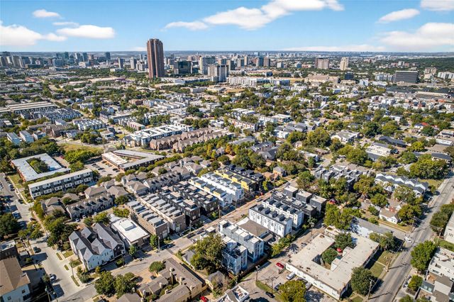 2102 N Prairie Avenue 105, Dallas, TX 75204