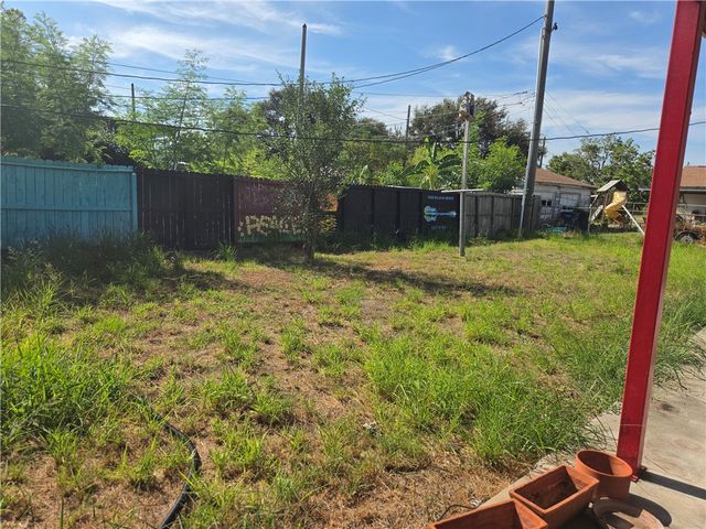 321 Juniper Dr, Corpus Christi, TX 78418