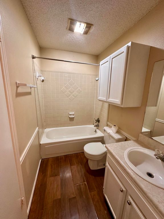 Image 11 of property listing at 1418 Lindell Court, San Angelo, TX 76901