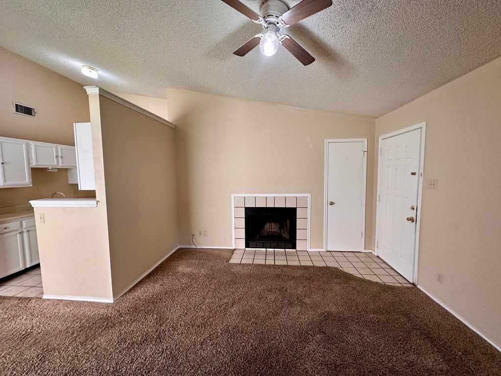 Image 2 of property listing at 1418 Lindell Court, San Angelo, TX 76901