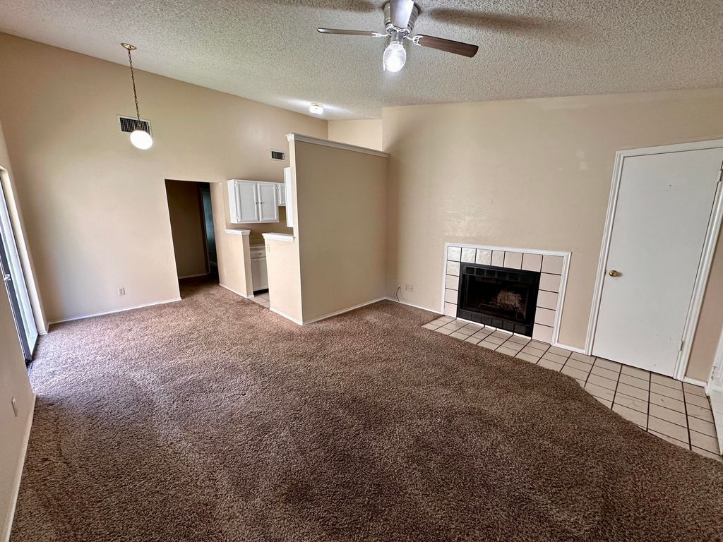 Image 4 of property listing at 1418 Lindell Court, San Angelo, TX 76901