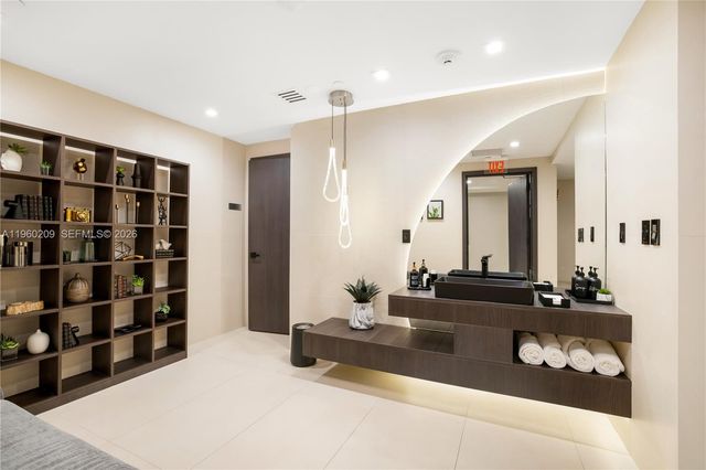 16001 Collins Avenue 1201, Sunny Isles Beach, FL 33160