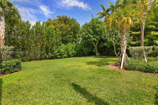 6121 SW 104th St, Pinecrest, FL 33156