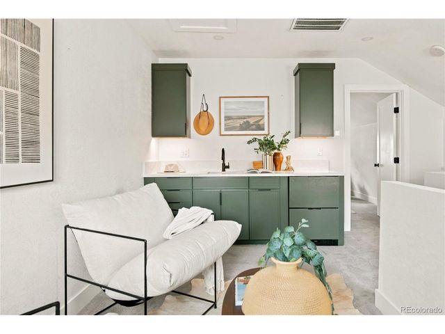 625 Cook St, Denver, CO 80206