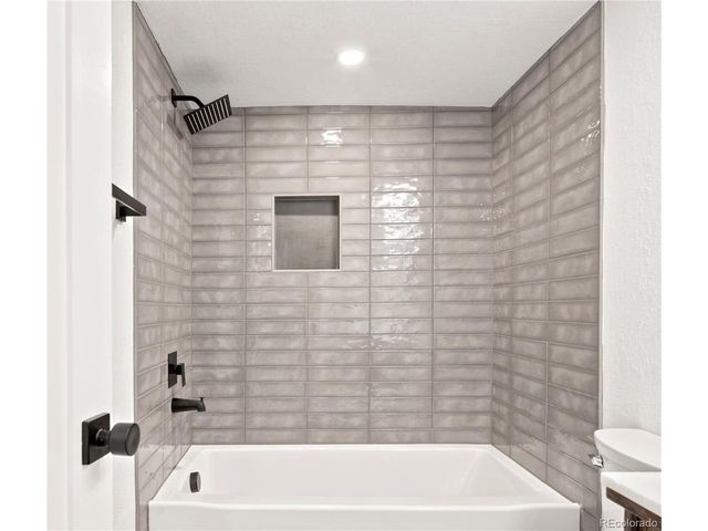 625 Cook St, Denver, CO 80206