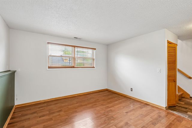 8212 Parkview Drive, Urbandale, IA 50322