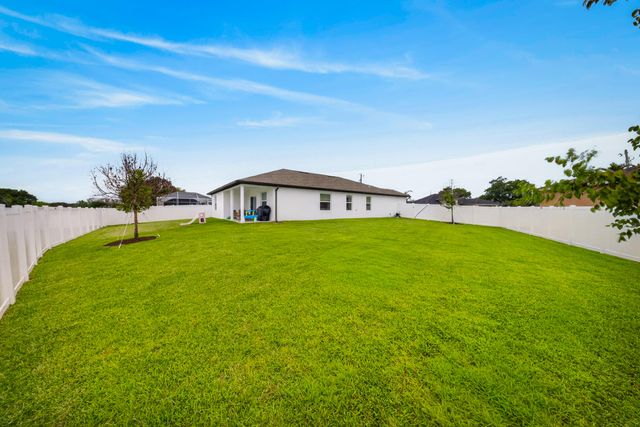 6723 NW Dorothy Street, Port St. Lucie, Port St Lucie, FL 34983