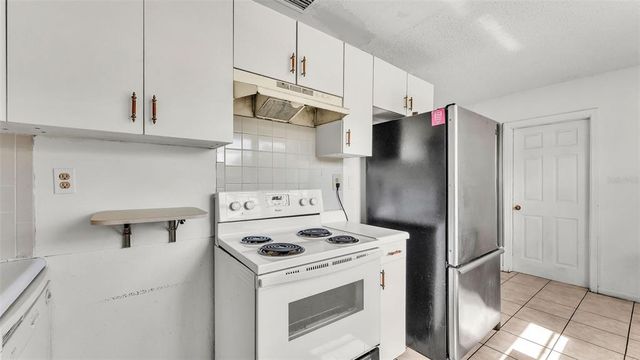 631 CAROLYN DRIVE, Lakeland, FL 33803