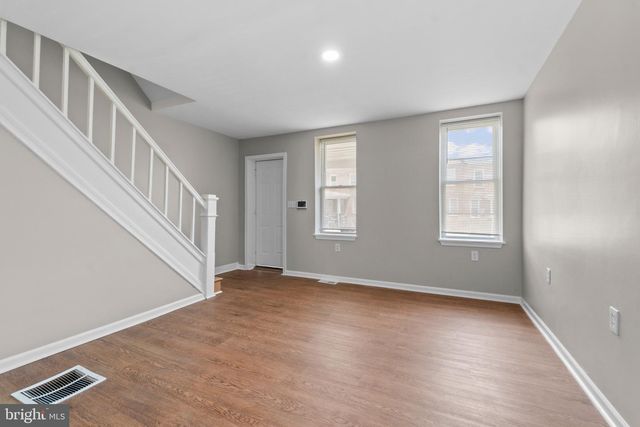 3427 RAVENWOOD AVE, Baltimore, MD 21213