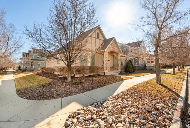 4681 W PALE MOON LN, South Jordan, UT 84009