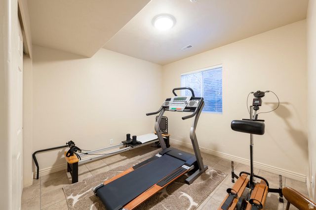 4681 W PALE MOON LN, South Jordan, UT 84009