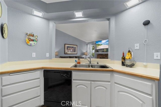 740 E San Bernardino Road 2, Covina, CA 91723