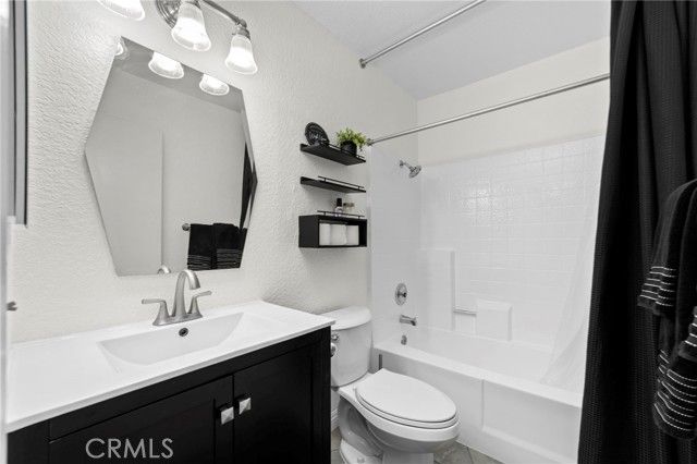 740 E San Bernardino Road 2, Covina, CA 91723