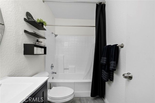 740 E San Bernardino Road 2, Covina, CA 91723