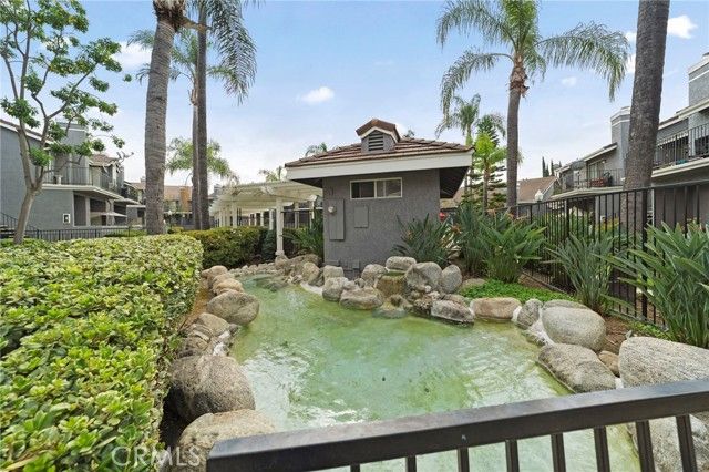 740 E San Bernardino Road 2, Covina, CA 91723