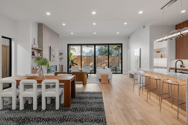 6231 McCommas Boulevard, Dallas, TX 75214