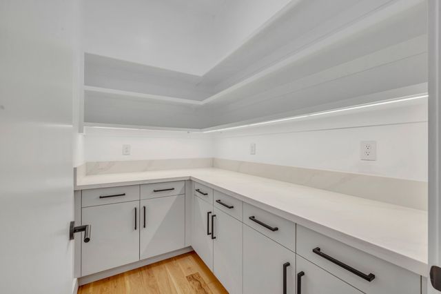 6231 McCommas Boulevard, Dallas, TX 75214