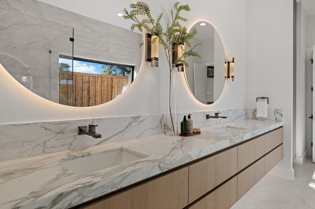 6231 McCommas Boulevard, Dallas, TX 75214