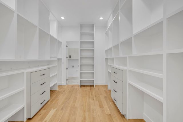 6231 McCommas Boulevard, Dallas, TX 75214