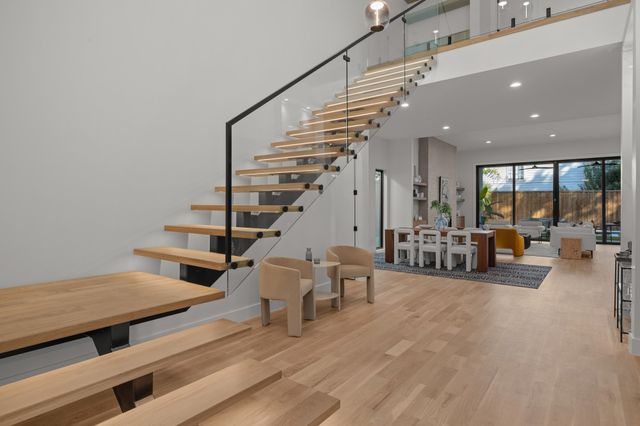 6231 McCommas Boulevard, Dallas, TX 75214