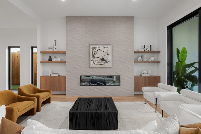 6231 McCommas Boulevard, Dallas, TX 75214