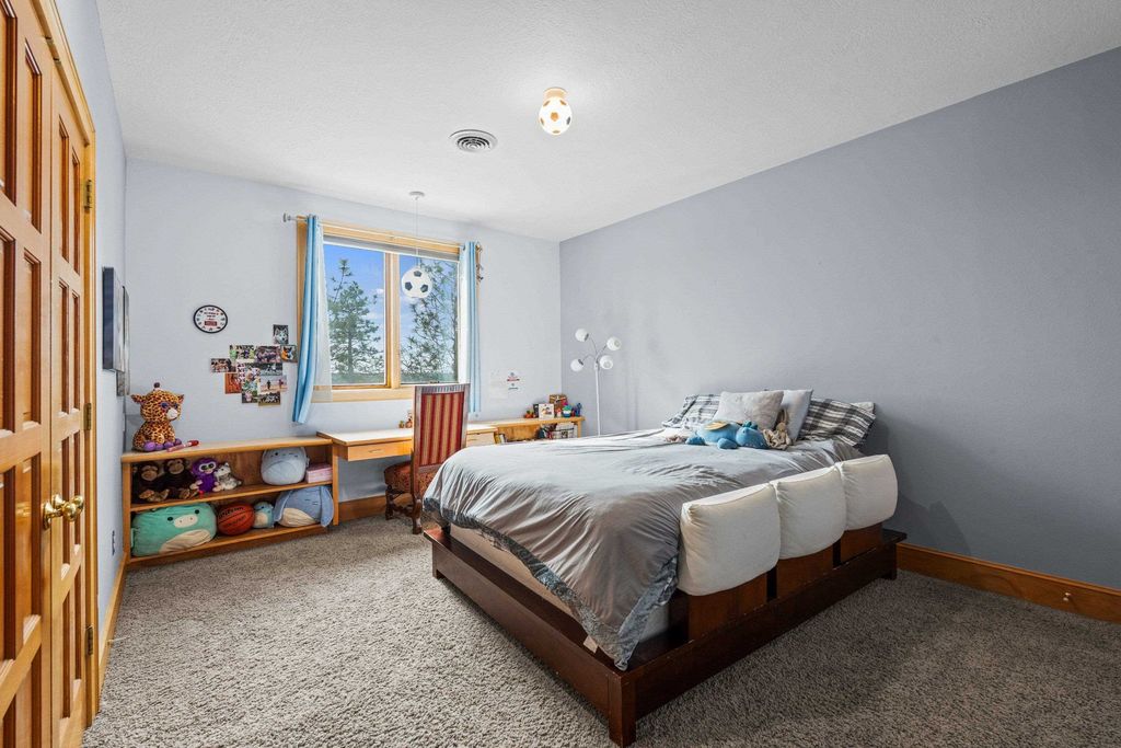 1525 E Westminster Ln, Spokane, WA 99223 photo 26