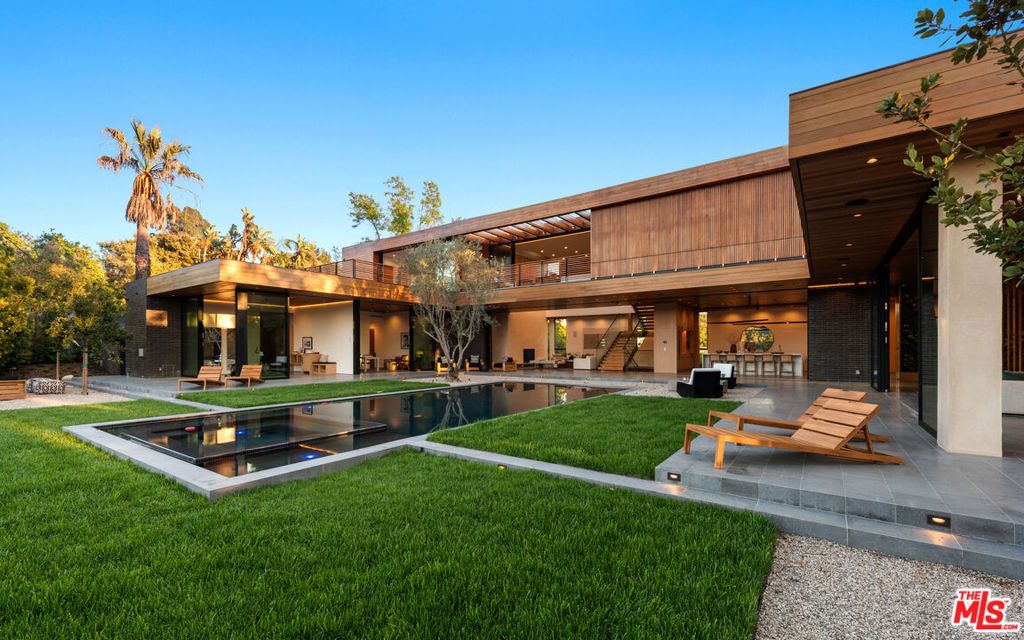 9705 Oak Pass Road, Beverly Hills, CA 90210 — exterior
