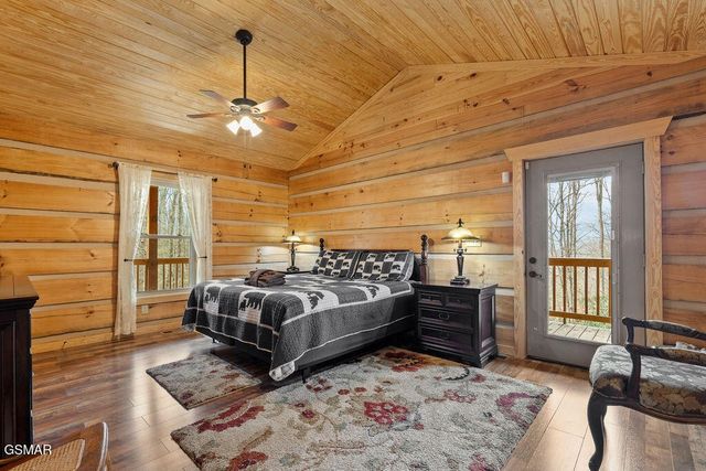 3393 Grand Country Drive, Cosby, TN 37722