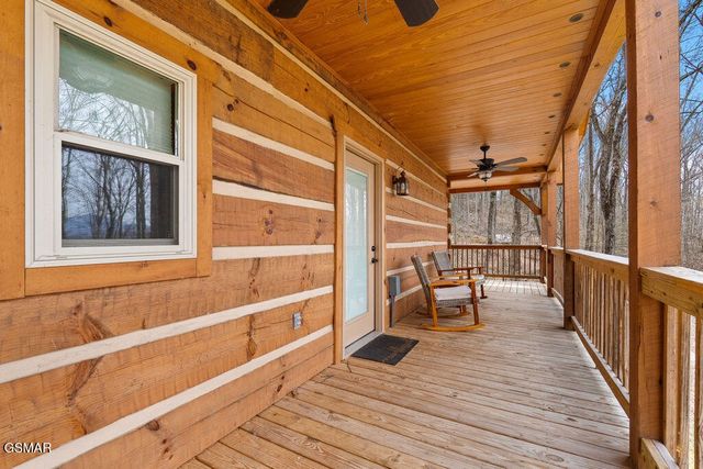 3393 Grand Country Drive, Cosby, TN 37722