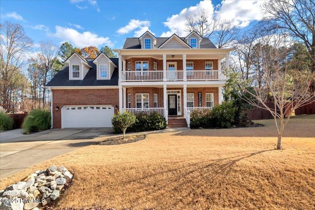 812 Winding Oak Way, Clayton, NC 27520